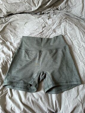 High-Waist Women’s Performance Shorts - Green